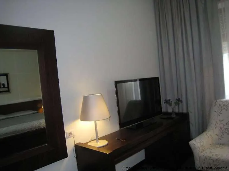Boutique Hotel Kotoni Tirana 4*,