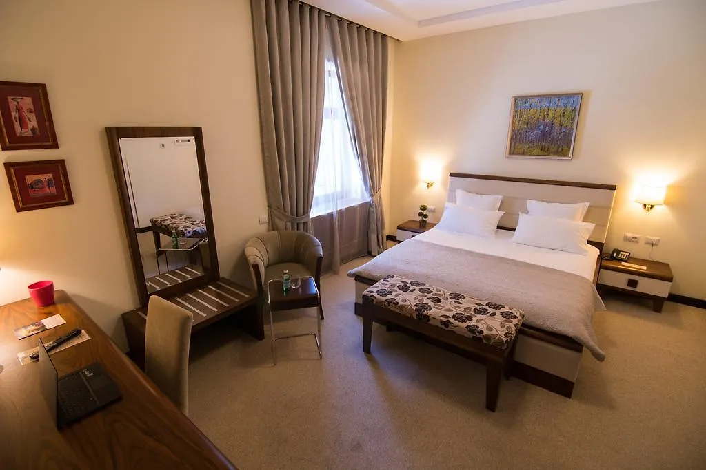 Boutique Hotel Kotoni Tirana 4*,  Albanie