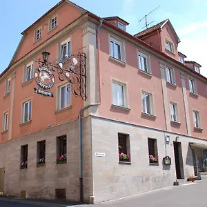 Zum Gueldenen Roesslein Inn